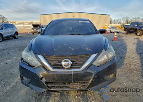 2016 Nissan Altima 2.5 из США, поврежденный, VIN 1N4AL3AP6GC155577